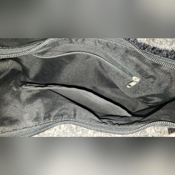 Black Leather Shoulder Bag - Picture 7 of 9